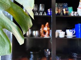 Local family home Copenhagen close to city center，位于哥本哈根的酒店