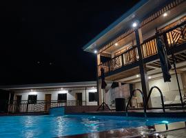 Casa Felicia，位于波尔多&middot;格尼拉的带热水浴缸的酒店