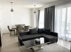 The residences 1 - Luxury 1BR apt in Downtown Dubai - 2 mins walk to Burj Khalifa & Dubai Mall