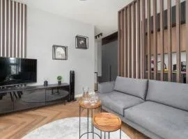 Stylish Apartment with Air Condtioning Łódź by Renters Prestige