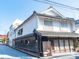 篠山城下町ゲストハウス inosica，位于Tamba-sasayama的酒店