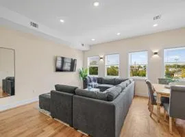 Skyline Serenity Luxe NYC Retreat