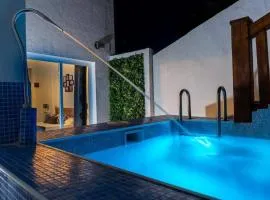 Enamórate con vistas al mar en La Marina House