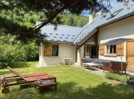 Maison Étoile - Explore Oisans, Fabulous house for 10 guests, Allemond