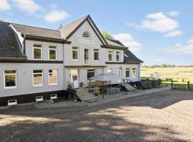 Gorgeous Home In Padborg With Wifi，位于帕兹堡的酒店