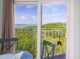 Aqua Vista Ocean Pointe 3307，位于基拉戈的乡村别墅