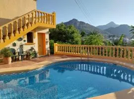 Rayo de sol, beautiful poolside villa apartment