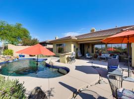 Anthem Oasis with Pool, Hot Tub and Golf Course View，位于Anthem的酒店