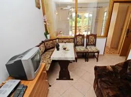 Apartments Veselka, Lumbarda - One Bedroom Apartment with Terrace and Garden View Apt 2