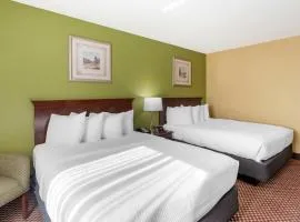 Quality Inn & Suites Bloomington University Area