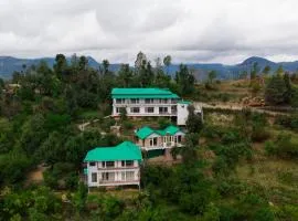 Shree Parijat Resort At Mukteshwar Hill Station with Himalayan View