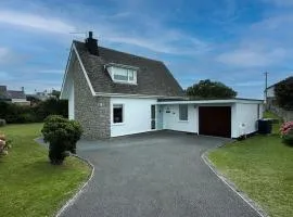 Beach Access-Ynys Cartref-4-Bed