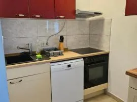 Schöne 2 zwei Zimmer Wohnung