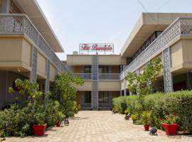 Hotel The Bundela - Khajuraho, Madhya Pradesh，位于克久拉霍的酒店