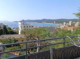 Vue mer plein centre du lavandou