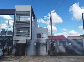 Casa central 74 com ótima localização