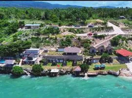 Casay Beach Huts by HiveRooms