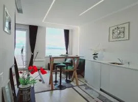 Apartment 02,Sea View