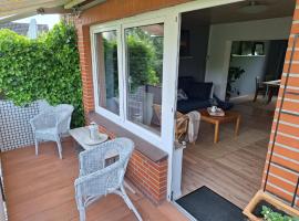 Weitblick mit Gemütlichkeit, Kaminofen und Sauna im Haus，位于布莱克德的酒店