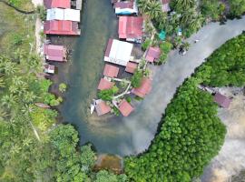 Friend of Nature Homestay & Bungalow，位于瓜隆岛的住宿加早餐旅馆