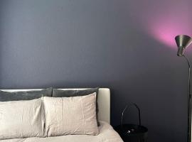 Cozy Studio Veysonnaz Near Gondola，位于韦松纳的酒店