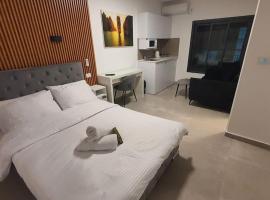 Ryo 21 דירה במלון בוטיק 2 דקות מטיילת בת ים，位于巴特亚姆的酒店