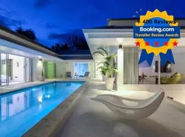 700m from beach & luxury