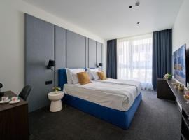 Adella Boutique Hotel - Free Secured Parking，位于索非亚的酒店