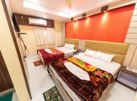 Hotel Signature Inn Digha হোটেল সিগনেচার ইন দিঘা Near Sea Beach and Lake View Room - All-Room-Attached-Balcony-and-fully-air-conditioned-hotel with- lift-wifi-Restaurant-parking-facility- Best Hotel in Digha