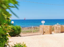 RESIDENCE OASI SUL MARE，位于托雷苏达的酒店
