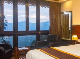Hotel Lha-yul nearby MG Road Gangtok，位于甘托克的酒店
