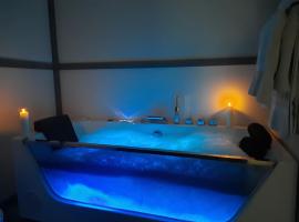 Hampton Haven & Jacuzzi，位于萨斯卡通的酒店