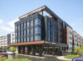 Residence Inn by Marriott Milwaukee Brookfield at Poplar Creek