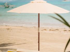 Ursula Beach Resort，位于爱妮岛的宠物友好酒店