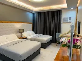 Twin Hearts Residences - RMB Suite Room 217