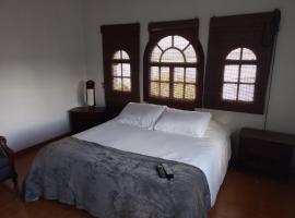 Hotel Refugio el Santuario，位于Susa的酒店