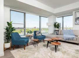 Central Serene Condo King Bed by MIT Harvard GYM，位于剑桥的酒店