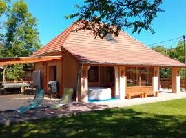 Hollós-patak Vendégház