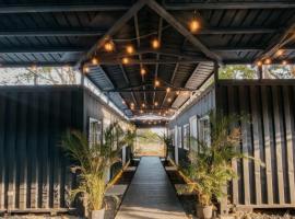 Nao Hostels Playa Venao，位于普拉纳维瑙的青旅