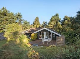 Stunning Home In Gilleleje With Wifi，位于吉利勒杰的酒店