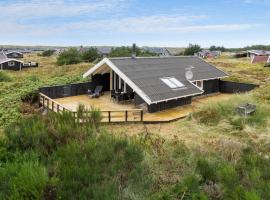 Lovely Home In Hvide Sande With Wifi，位于比耶勒高的酒店
