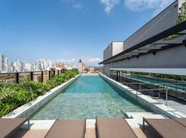 The Spot One By Xtay -Apartamentos de luxo integrados ao Shopping em Balneário，位于巴拉奈里奥-坎布里乌的酒店