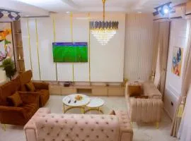 Lekki Aprt Pool Gym sleeps 6 FreeP Tv WiFi