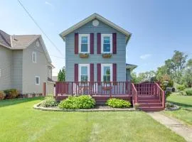 Vermilion Home - Walk to Main Street Beach!