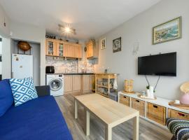 Cozy Varna 1BR-Terrace-Free Parking- Delta Mall，位于Vladislav Varnenchik的酒店
