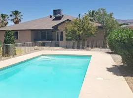 POOL with 5 Bed 3 Bath