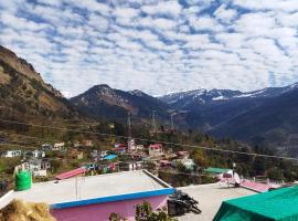 Jitendra home stay，位于Sari的酒店