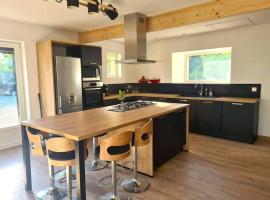 Belle maison proche St Malo #Vacances En Bretagne，位于Miniac-Morvan的酒店