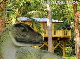 Cabane Perchée Jurassic Piscine, Spa et Hammam proche des Gorges de l'Aveyron