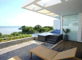 Luxury 3 BHK Villa with Sea View，位于达波林的酒店